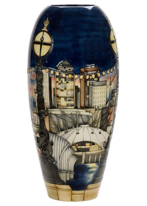 Moorcroft Prestige London Vase 101/18 - Numbered