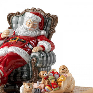 Royal Doulton Restful Moment 2021 Annual Father Christmas Figurine of the Year - HN5942 - LAST ONE